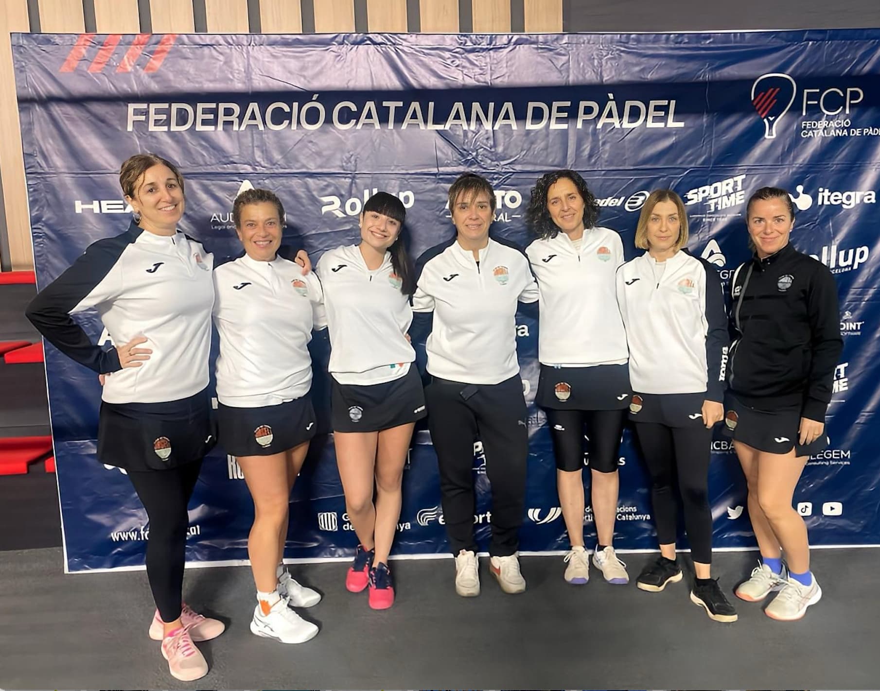 L’EQUIP FEMENÍ B, CAMPIÓ PROVINCIAL DE 3a DIVISIÓ A LA LLIGA CATALANA BULLPADEL