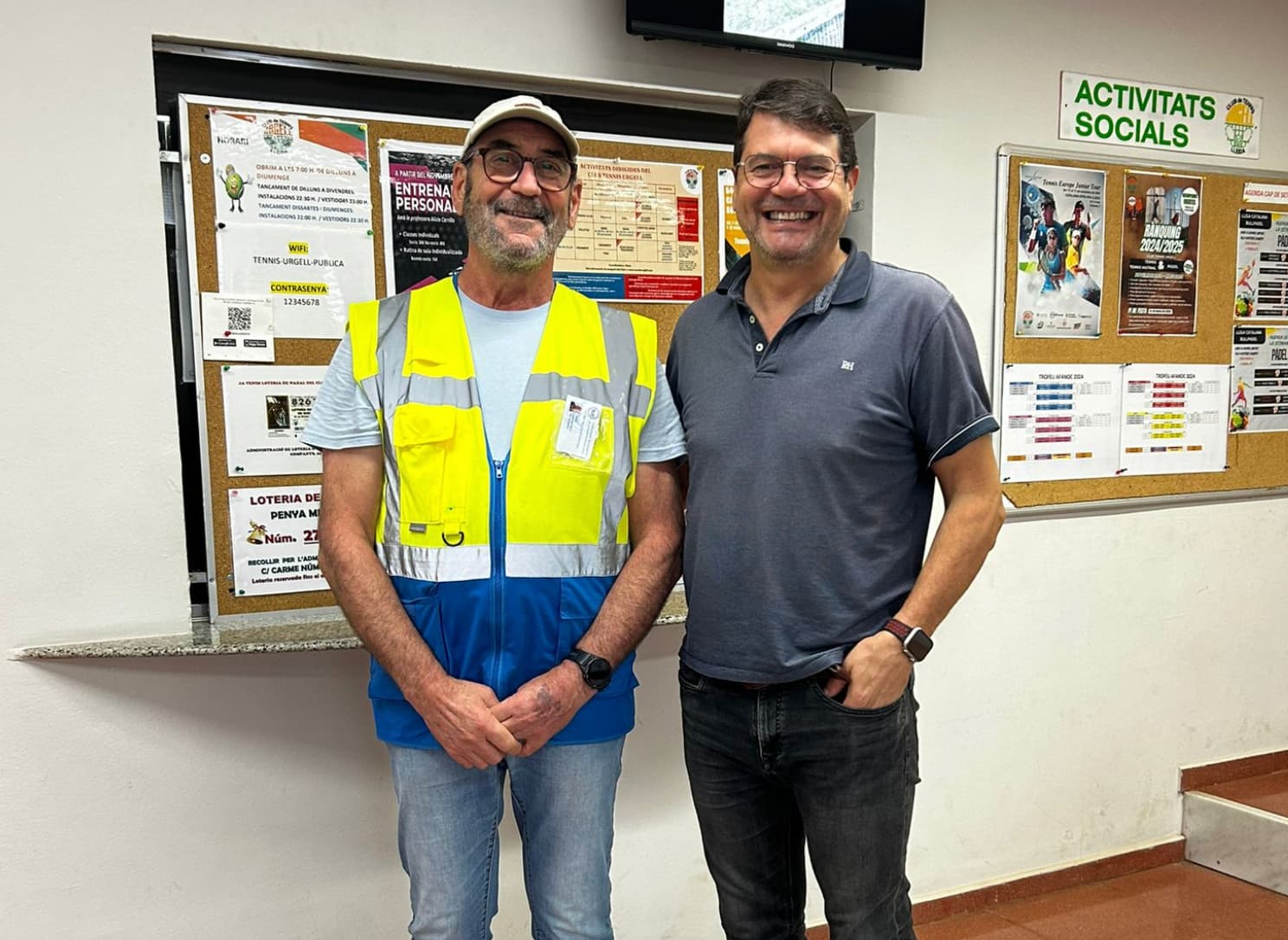 Fem entrega de 75 quilos de menjar al Banc dels Aliments. Gràcies per participar